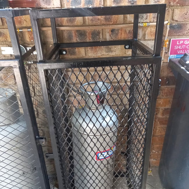 652f743ac1807fcacfcb0e91_Gas-cage-min (1)